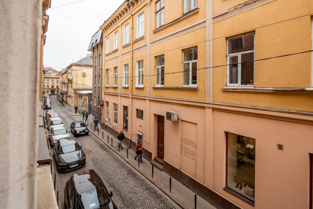Romari Проспект Свободи 31 Lviv Kültér fotó