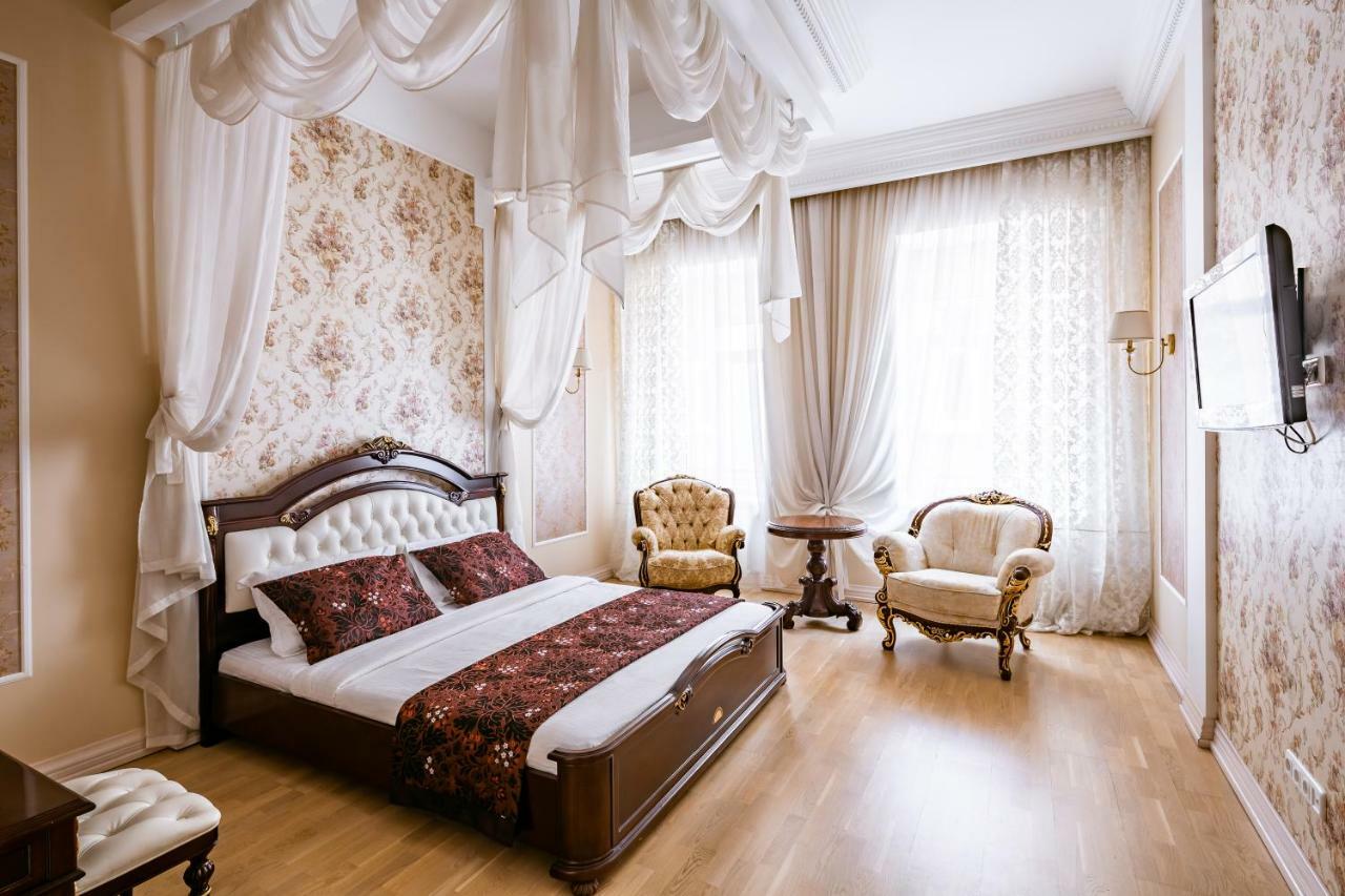 Romari Проспект Свободи 31 Lviv Kültér fotó